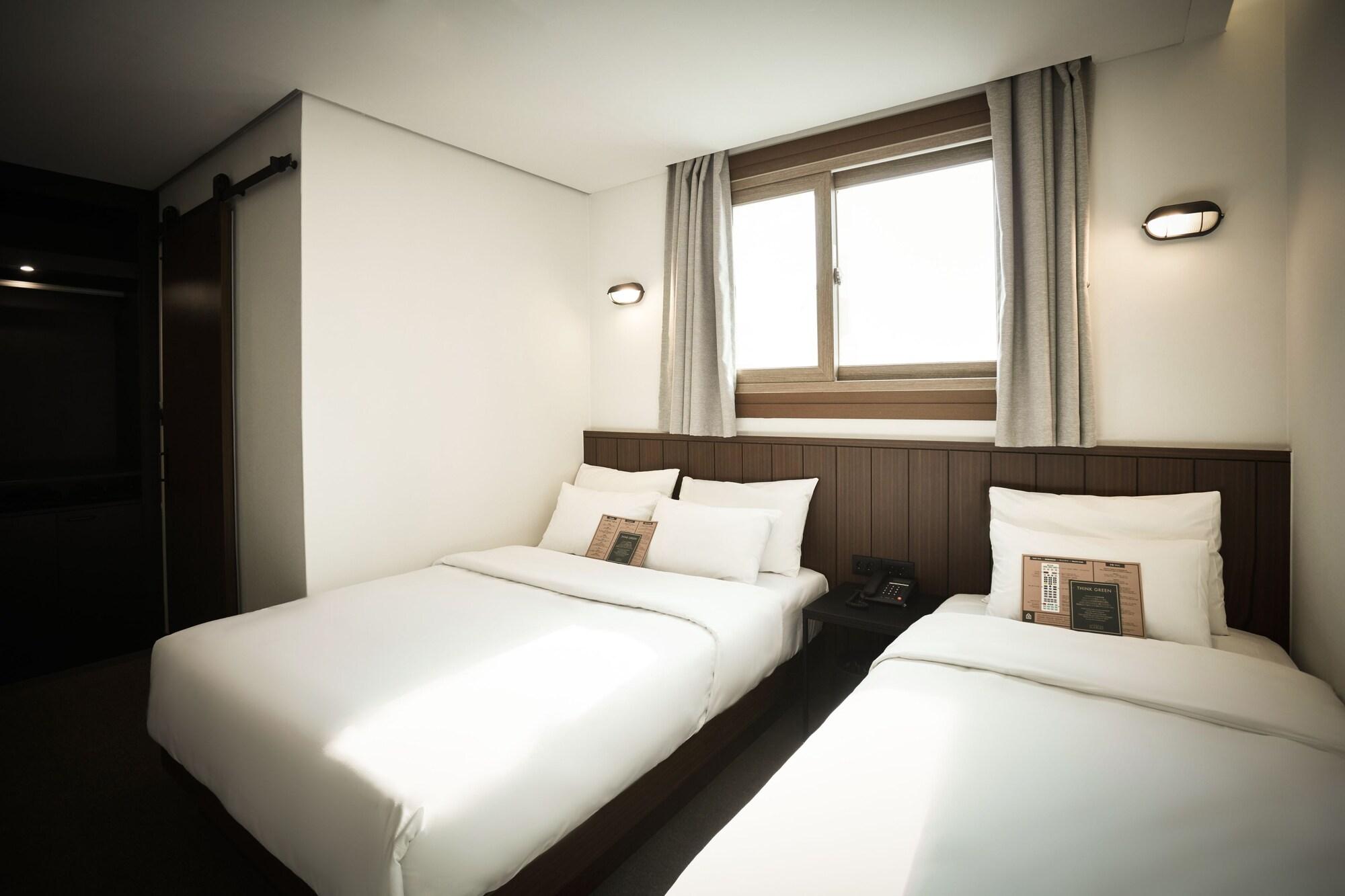 Hotel Lumia Myeongdong Сеул Екстериор снимка